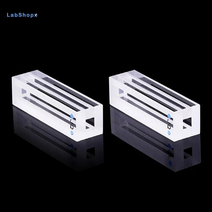 560ul Micro Quartz Fluorescence Cuvette 4mm Cells with Lid | LABSHOPX