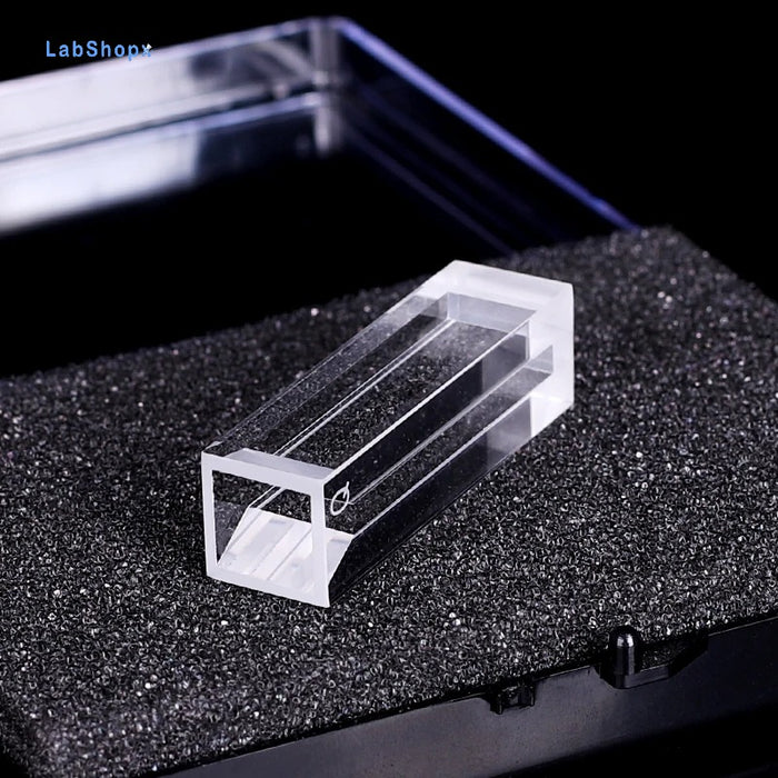 1050ul Micro Quartz Fluorescence Cuvette with Lid 10mm | LABSHOPX